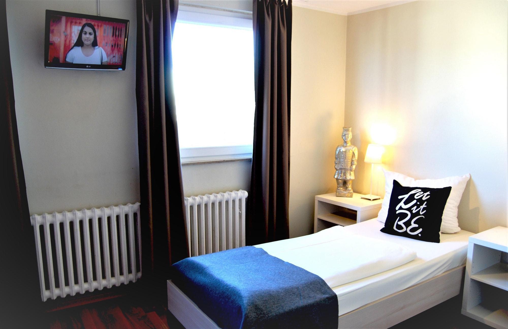 Sonata City Hotel Кельн Екстер'єр фото