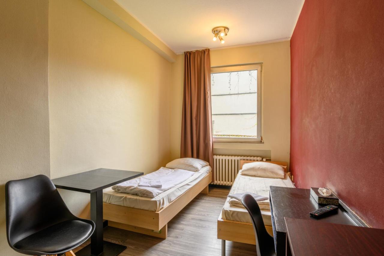 Sonata City Hotel Кельн Екстер'єр фото